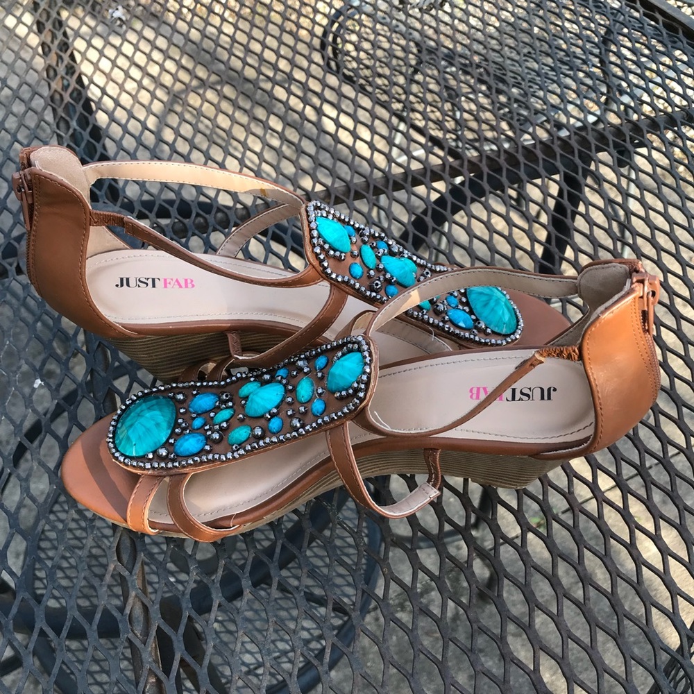 💕SOLD💕JustFab Daniela Wedged Sandals - Picture 2 of 8